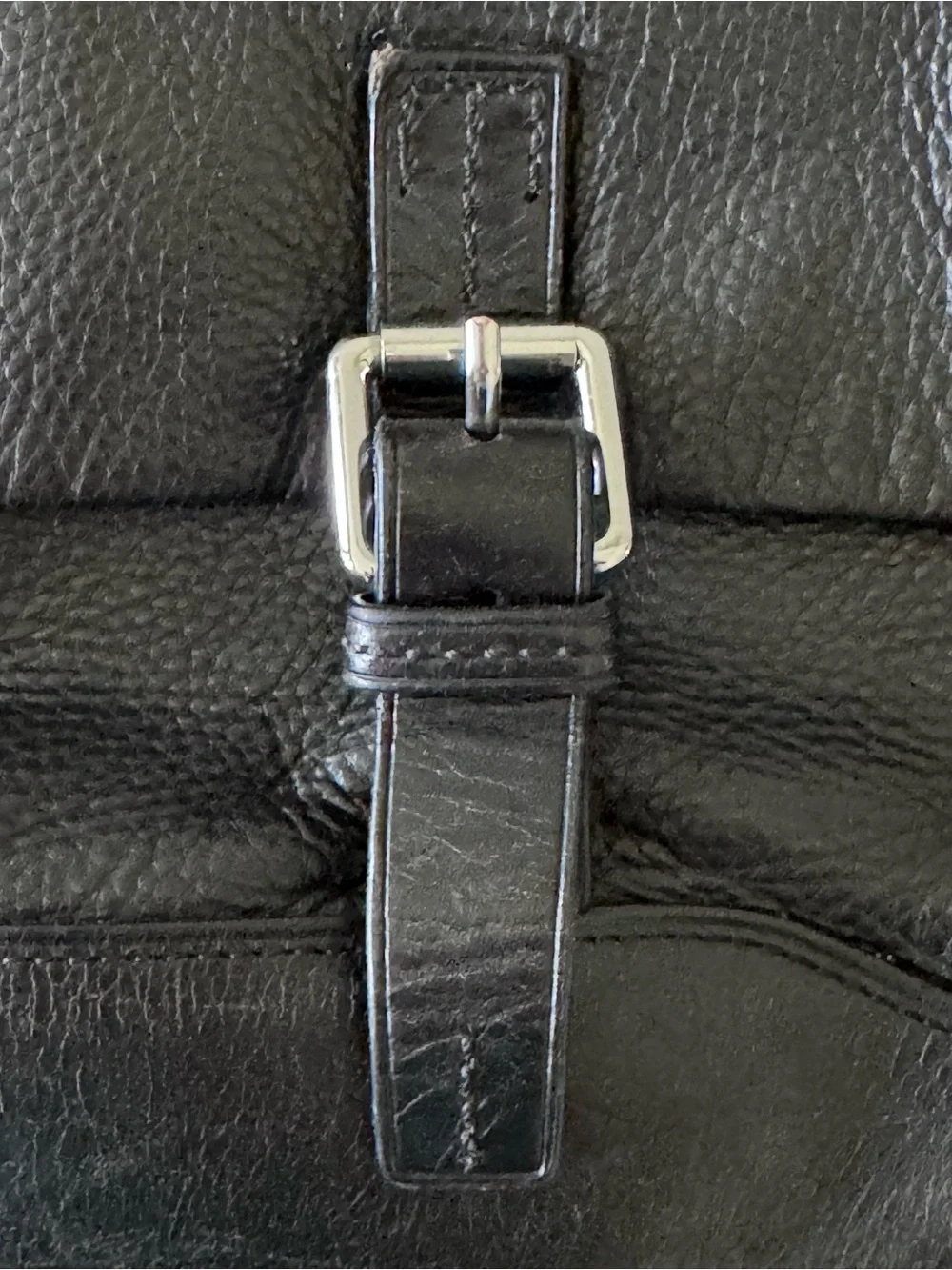 Vintage TUMI Black Pebbled Leather Messenger  Shoulder Bag
